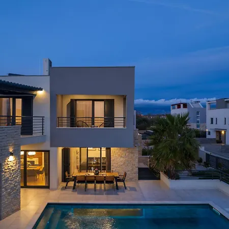 Villa Roca With Heated Pool And Sauna *