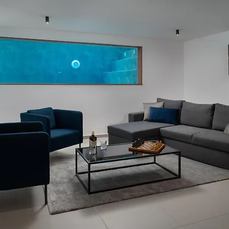 Roca With Heated Pool And Sauna * Privlaka (Zadar)