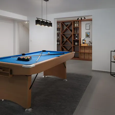 Roca With Heated Pool And Sauna Privlaka (Zadar)