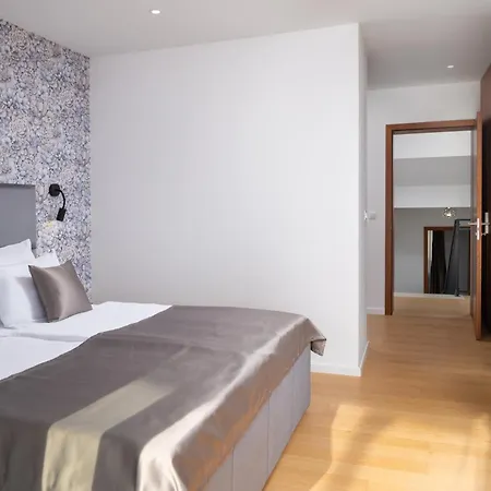 Roca With Heated Pool And Sauna