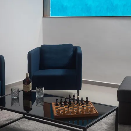 Roca With Heated Pool And Sauna וילה