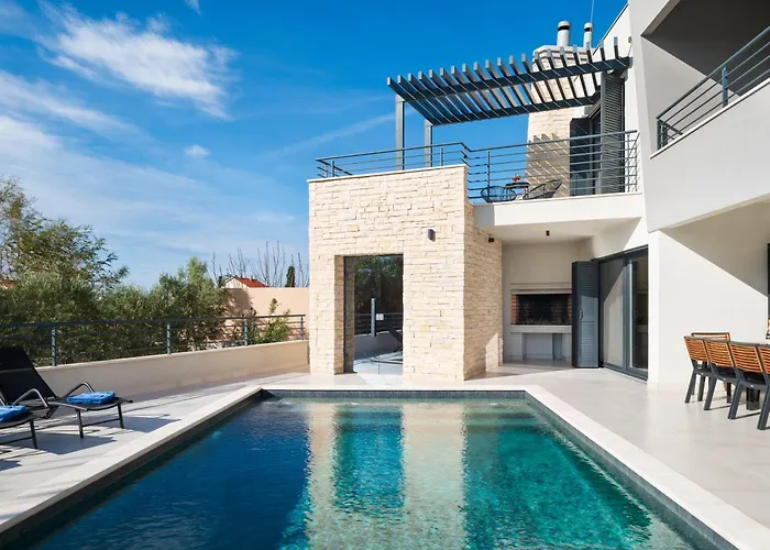 Roca With Heated Pool And Sauna Privlaka (Zadar)