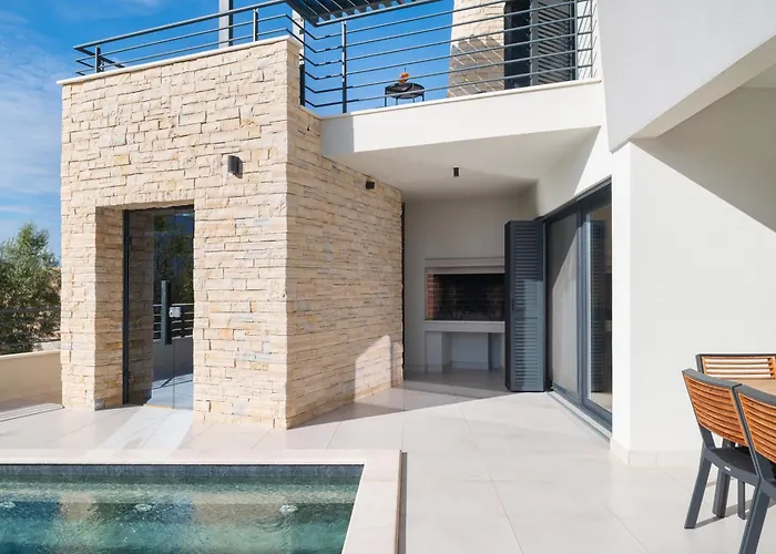 Villa Roca With Heated Pool And Sauna