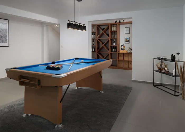 Roca With Heated Pool And Sauna Privlaka (Zadar)