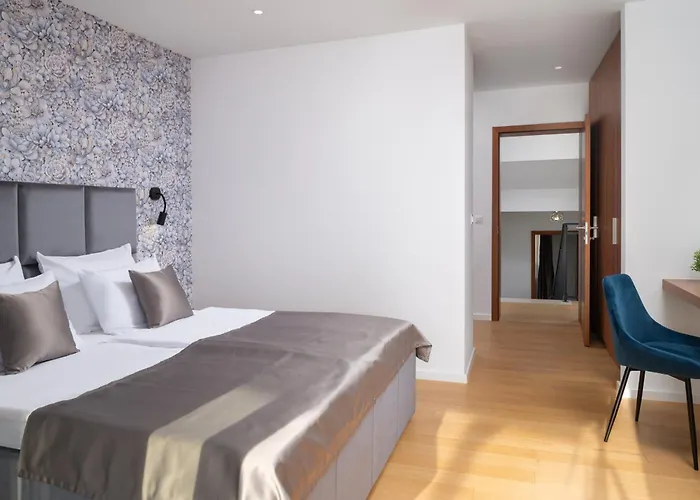 Roca With Heated Pool And Sauna