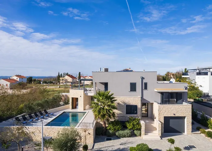 Roca With Heated Pool And Sauna *