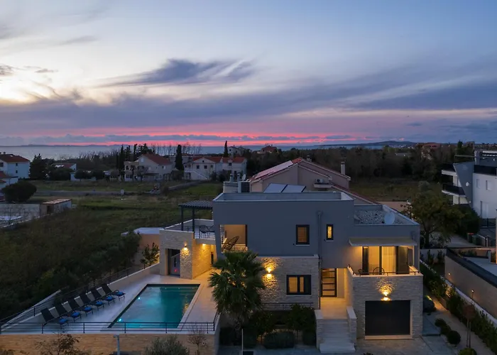 Roca With Heated Pool And Sauna *